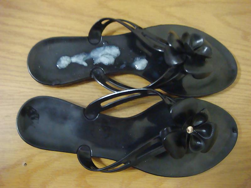 25P Chinelo de plastico preto