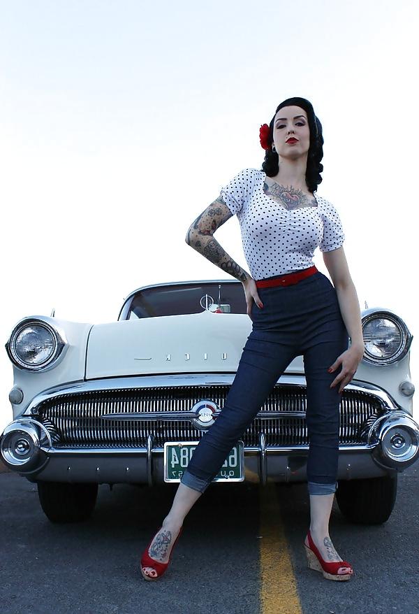 24P Dressed retro 50's style