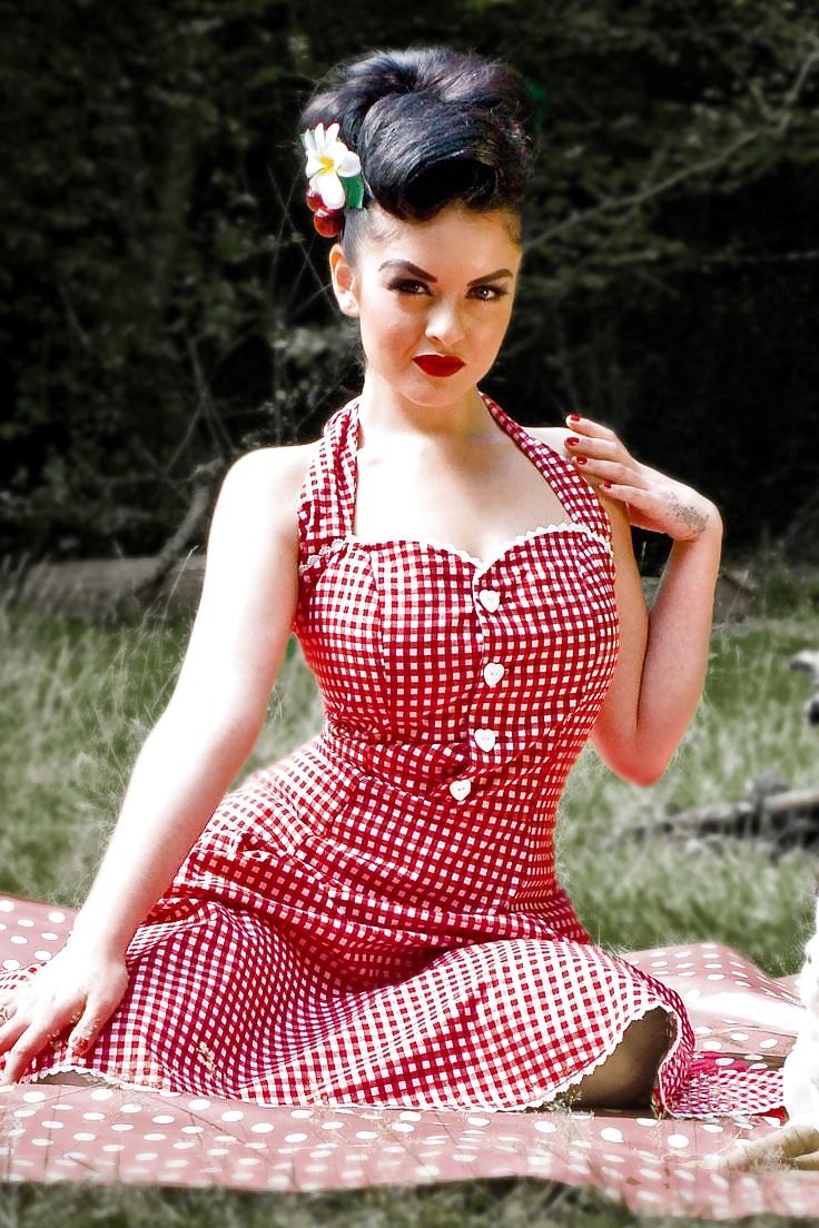 24P Dressed retro 50's style