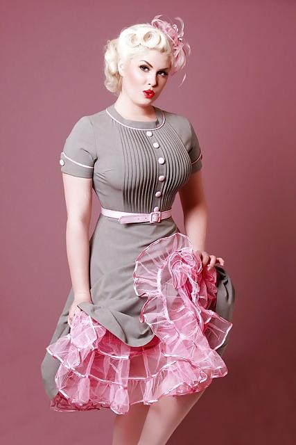 24P Dressed retro 50's style