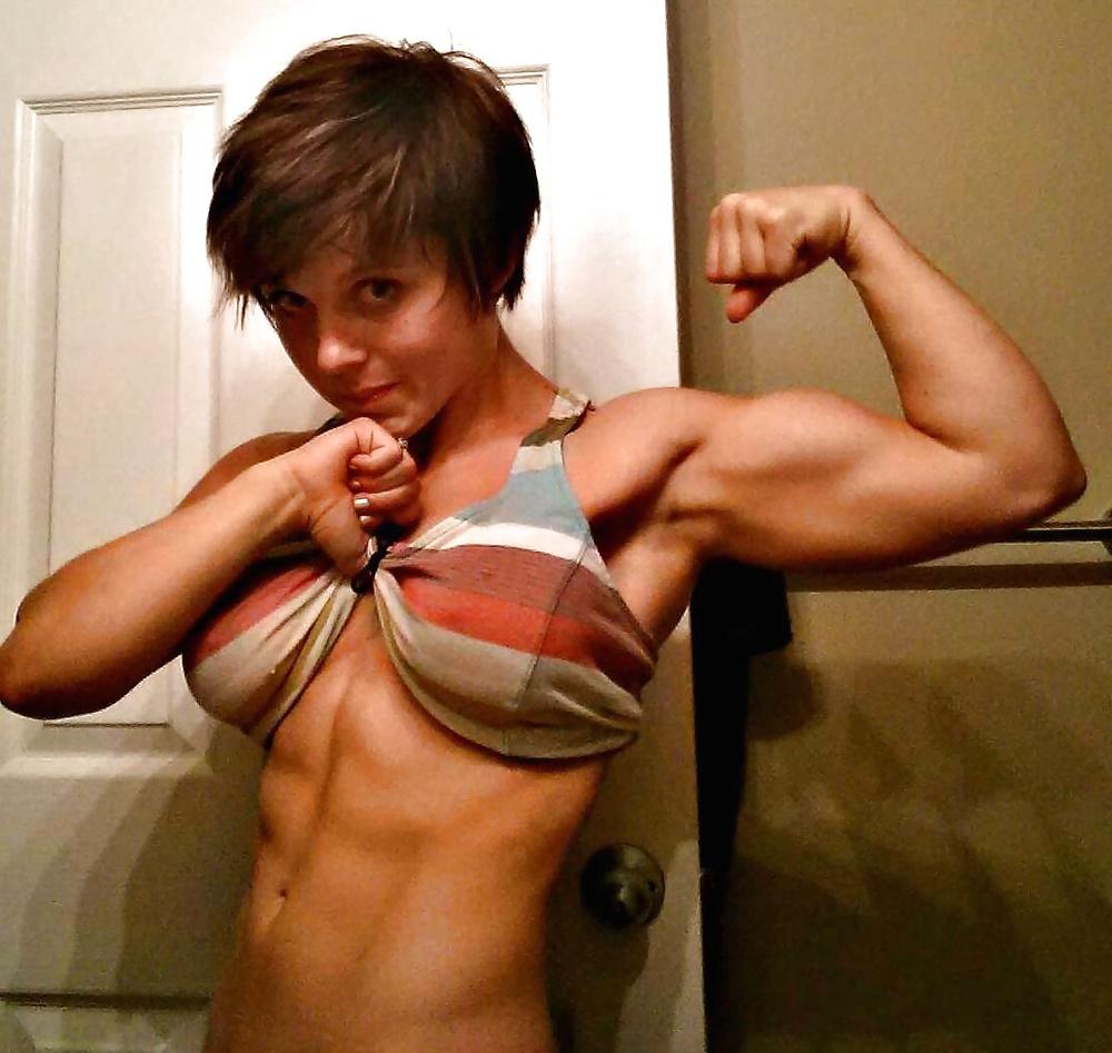 25P Girls with short hair