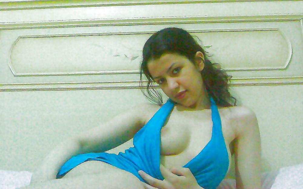 25P Arab-Turkish HOT ASS