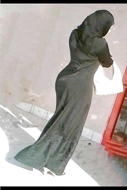 25P Arab-Turkish HOT ASS