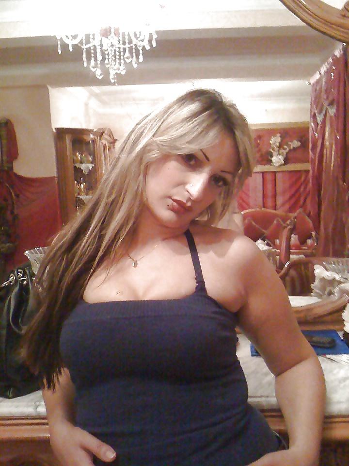 25P Arab-Turkish HOT ASS