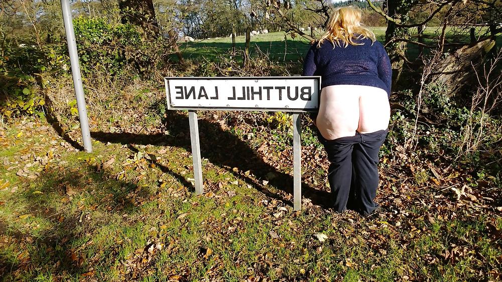 18P Tim Tess 31 Very Dirty Teen BBW gets put in the river