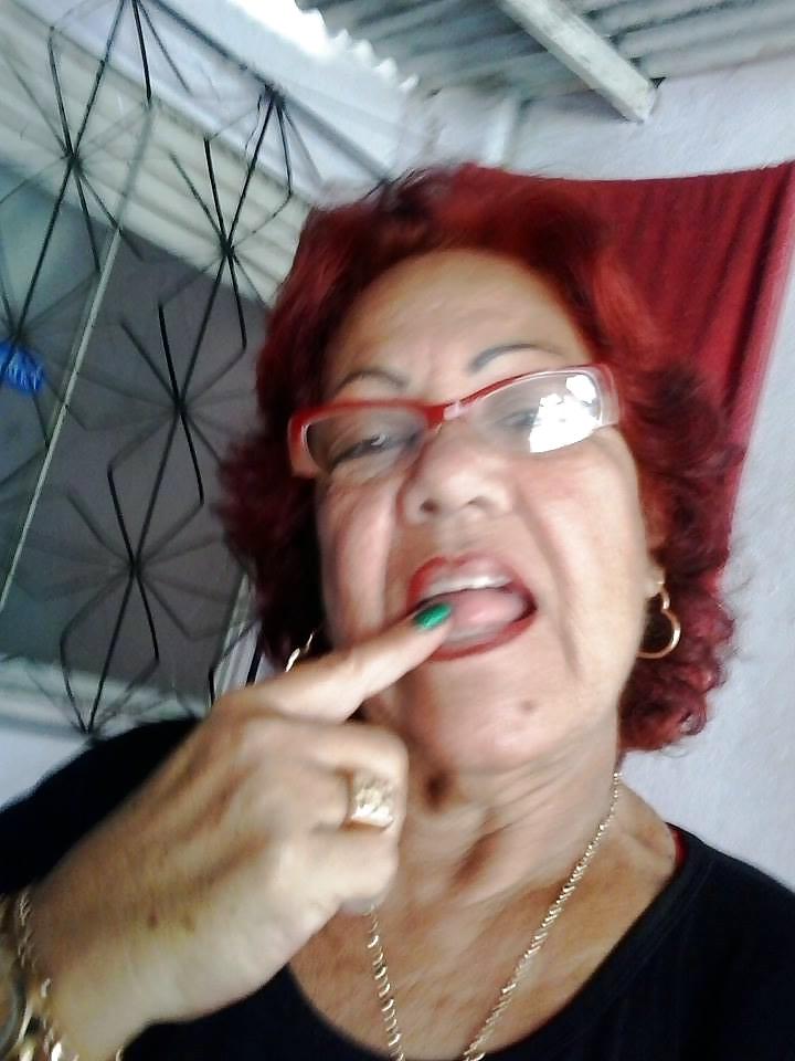 25P Ugly Brazilina grandma