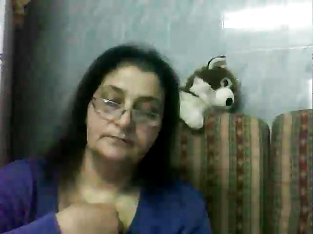 24P Arab bbw on webcam
