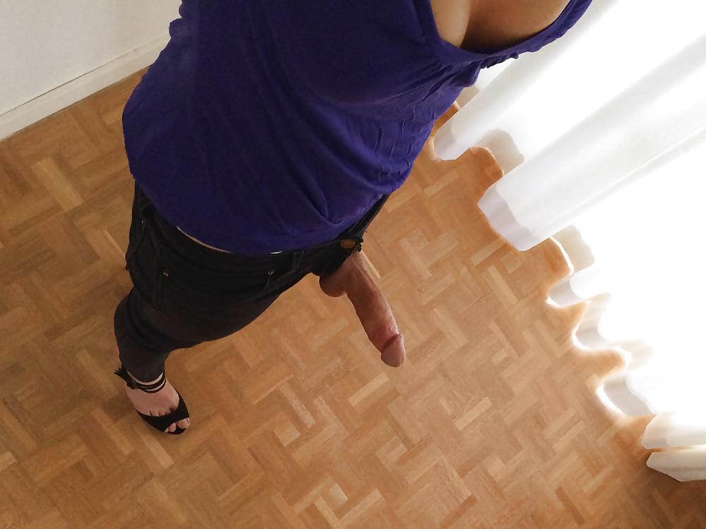 16P Black skinny, white thong & cleavage