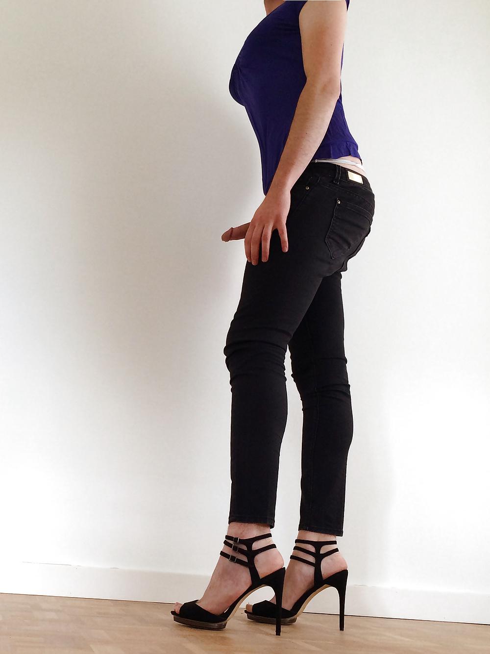 16P Black skinny, white thong & cleavage