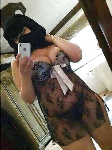 25P Arab BBW