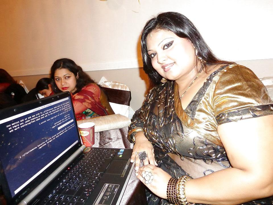 25P Desi BBW