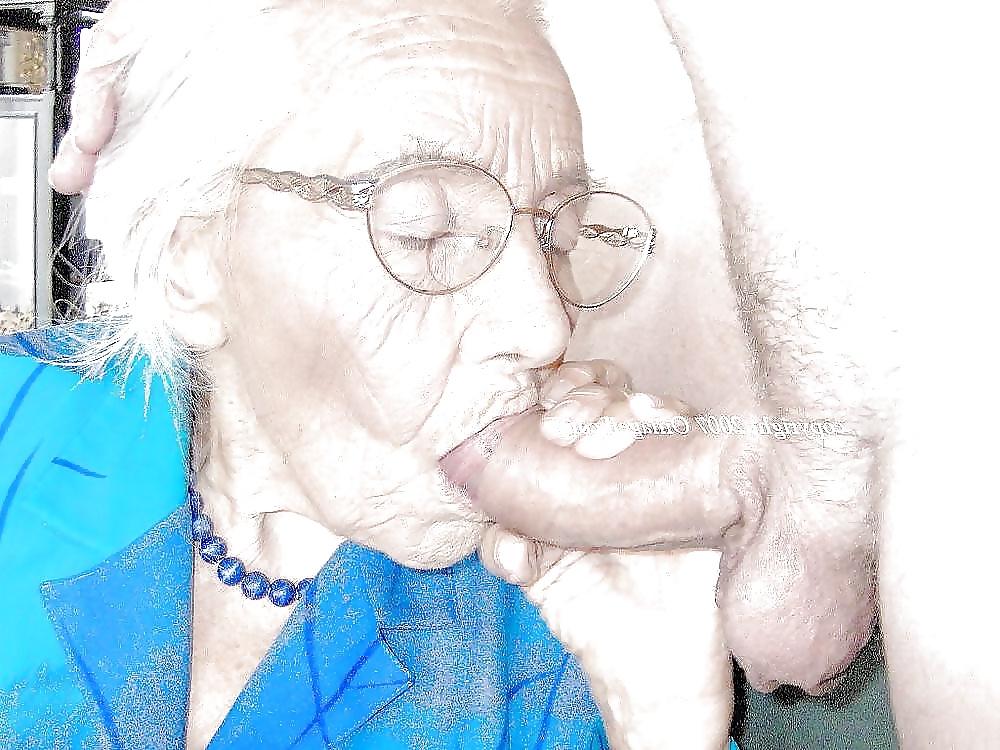 25P Grandma Loves to Suck Cock