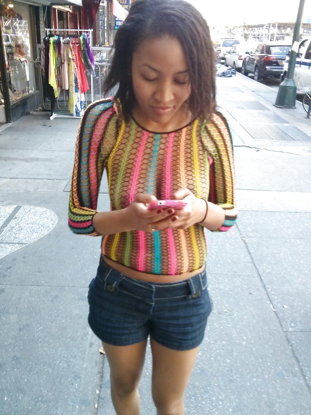 25P Hot Black Exhibitionist Girlfriend