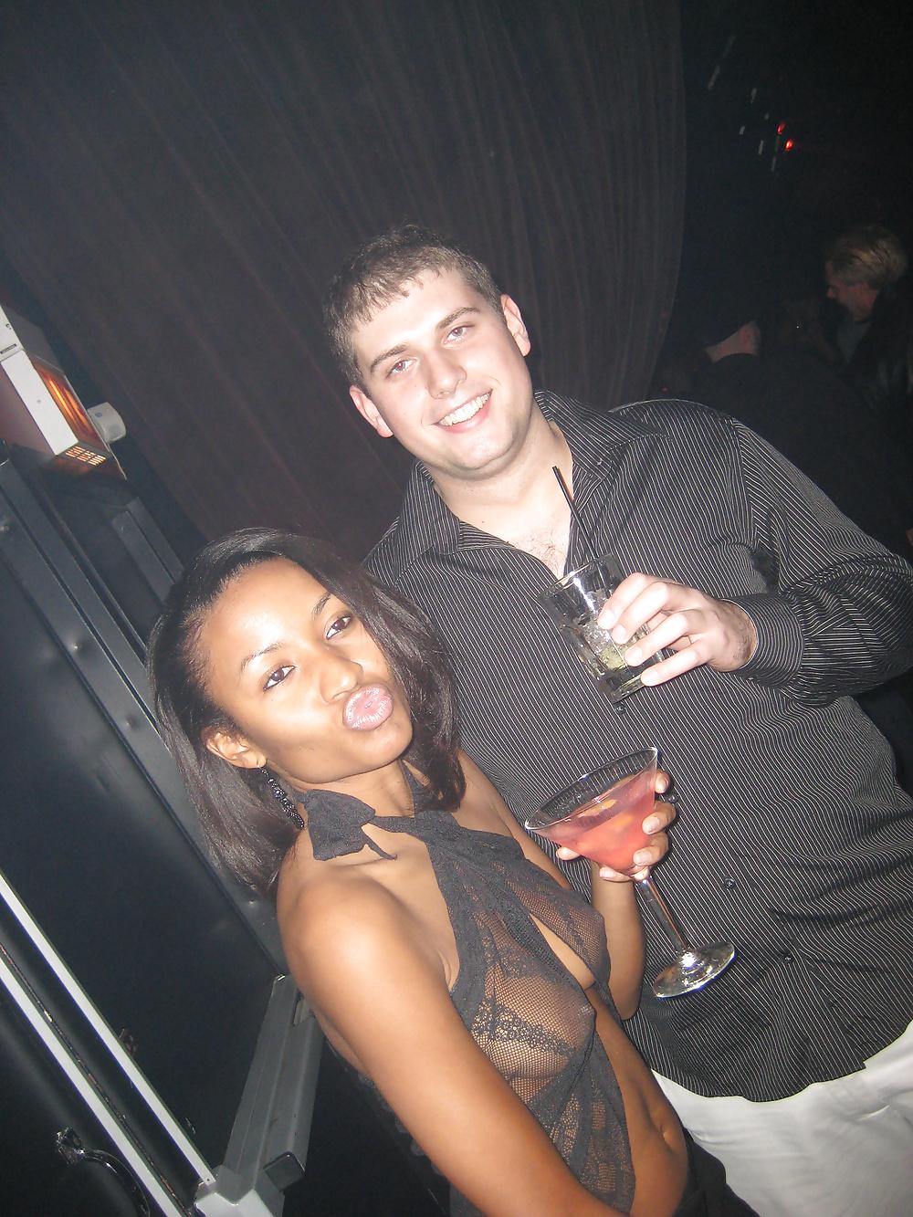 25P Hot Black Exhibitionist Girlfriend