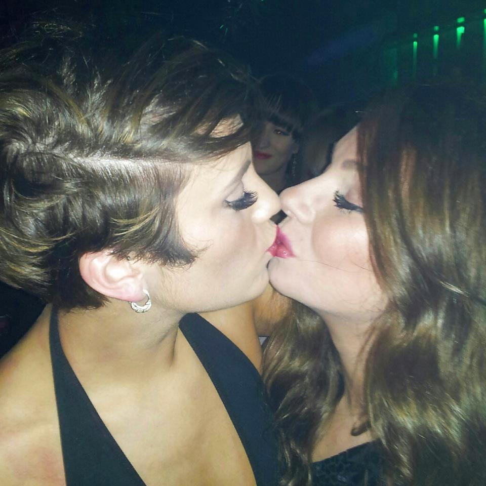 25P Really hot lesbian who I'd love to give a good hard fucking