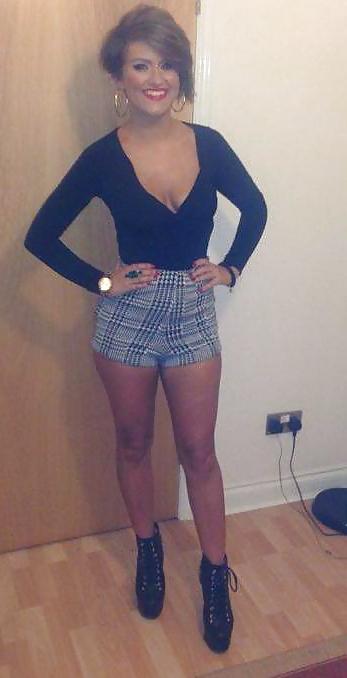 25P Really hot lesbian who I'd love to give a good hard fucking