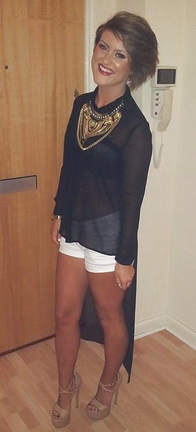 25P Really hot lesbian who I'd love to give a good hard fucking