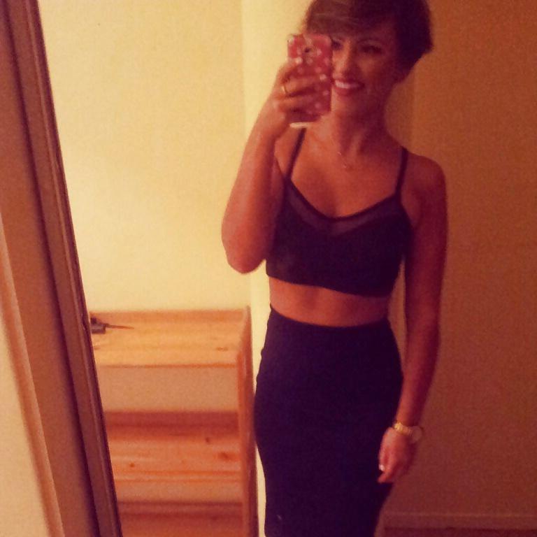 25P Really hot lesbian who I'd love to give a good hard fucking
