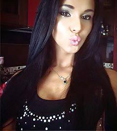 19P Gipsy whores, kissing lips 2.