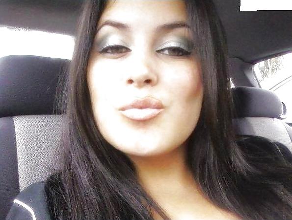 19P Gipsy whores, kissing lips 2.