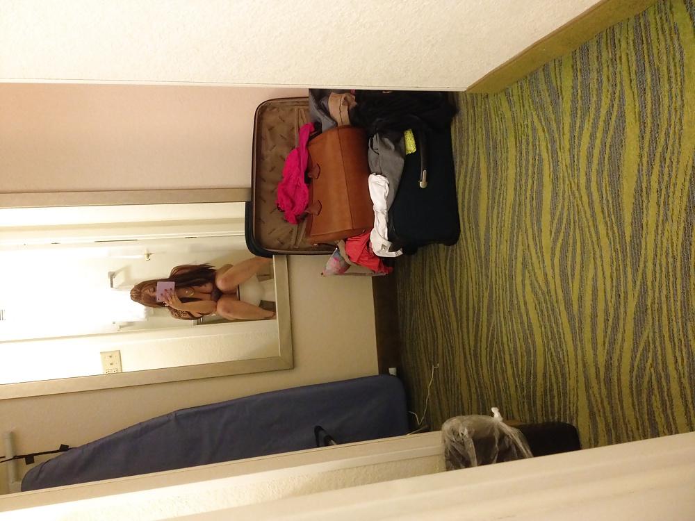 18P Black rachet chick from STOCKTON CA