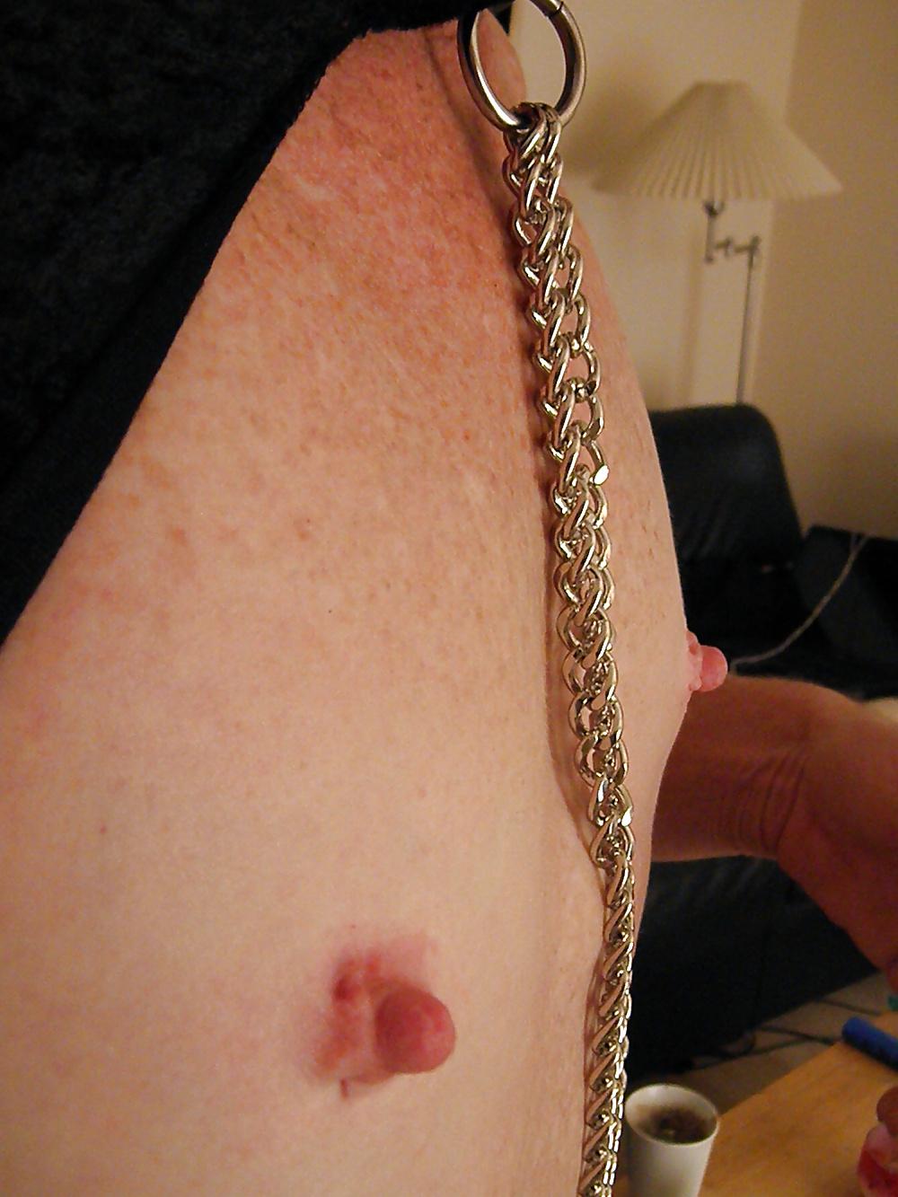 8P Black and nipple clamps 