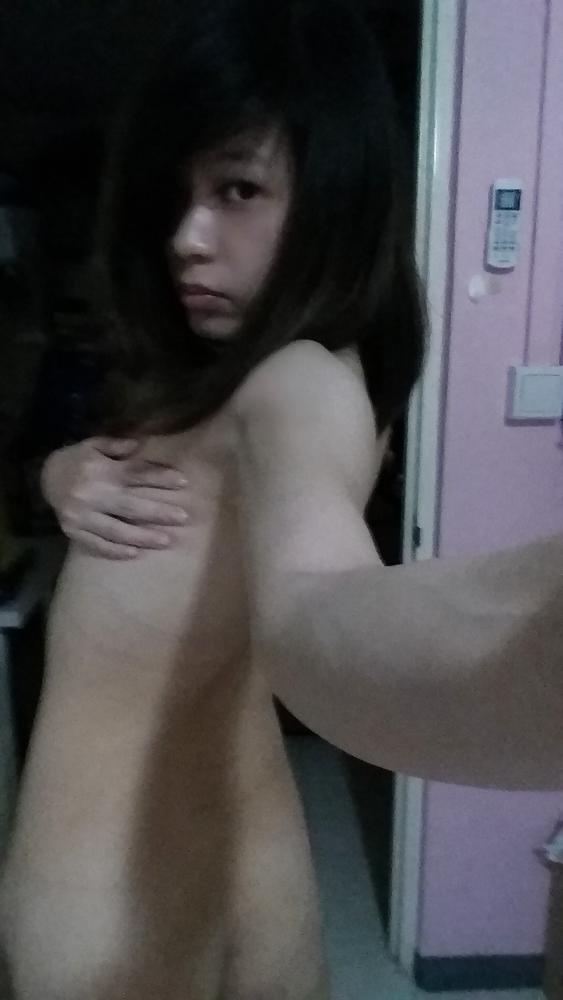 8P Kelly Lee hot or not?