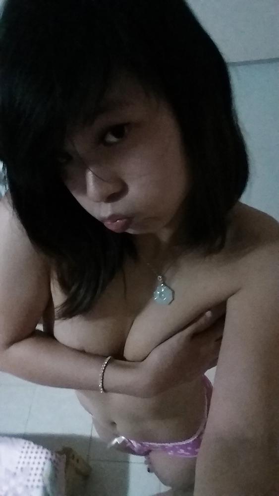 8P Kelly Lee hot or not?