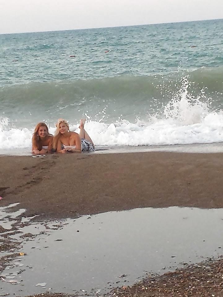 25P Turkish Barbie stepsisters! Comment themn hard!