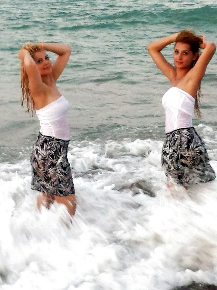 25P Turkish Barbie stepsisters! Comment themn hard!