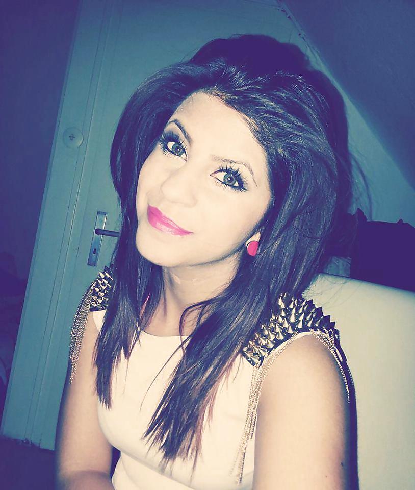 10P Turkish brunette teen! Which part of her is lickable?