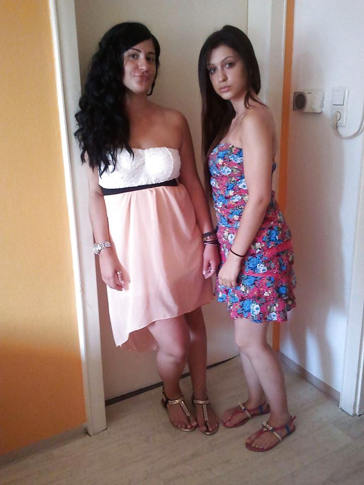 15P Turkish stepsisters! Which one would you fuck?