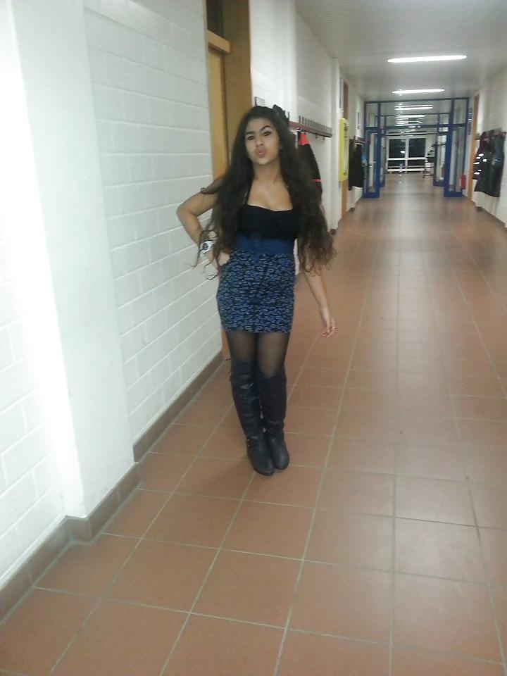 14P Beuatiful turkish teen! Is she a virgin?