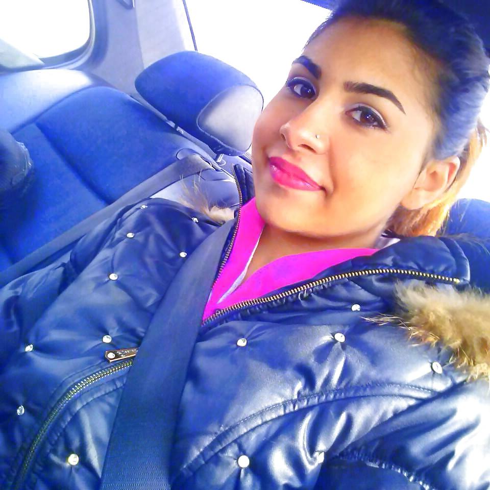 14P Beuatiful turkish teen! Is she a virgin?