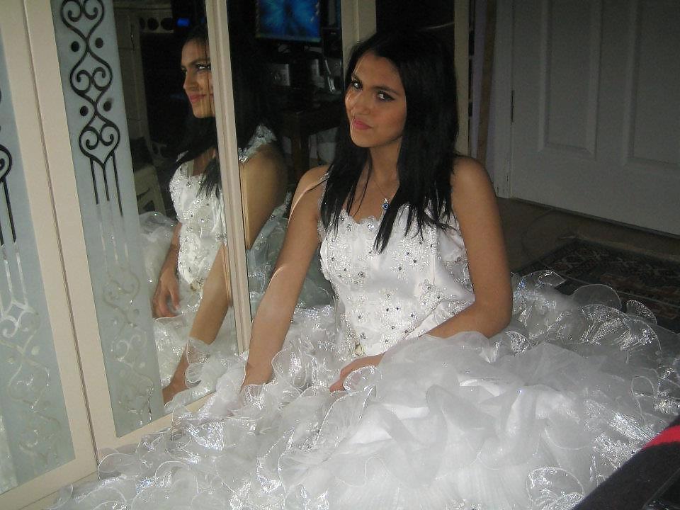 25P Turkish young brides! Which ones hubby would you cukold?
