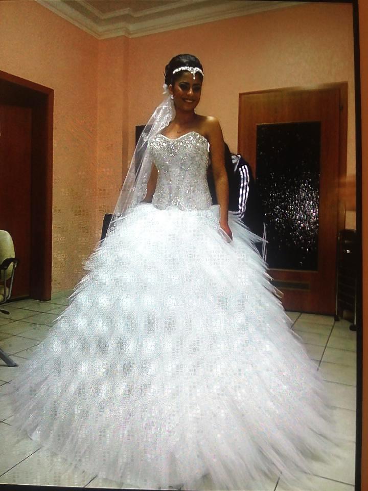 25P Turkish young brides! Which ones hubby would you cukold?