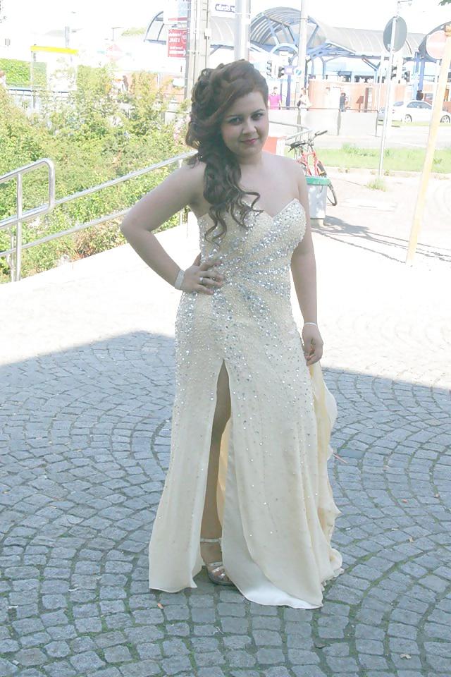 25P Turkish young brides! Which ones hubby would you cukold?