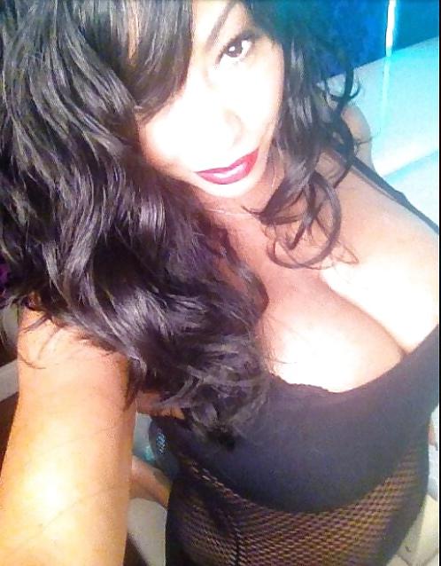 24P Charmaine Sinclair (British Glamour Model)