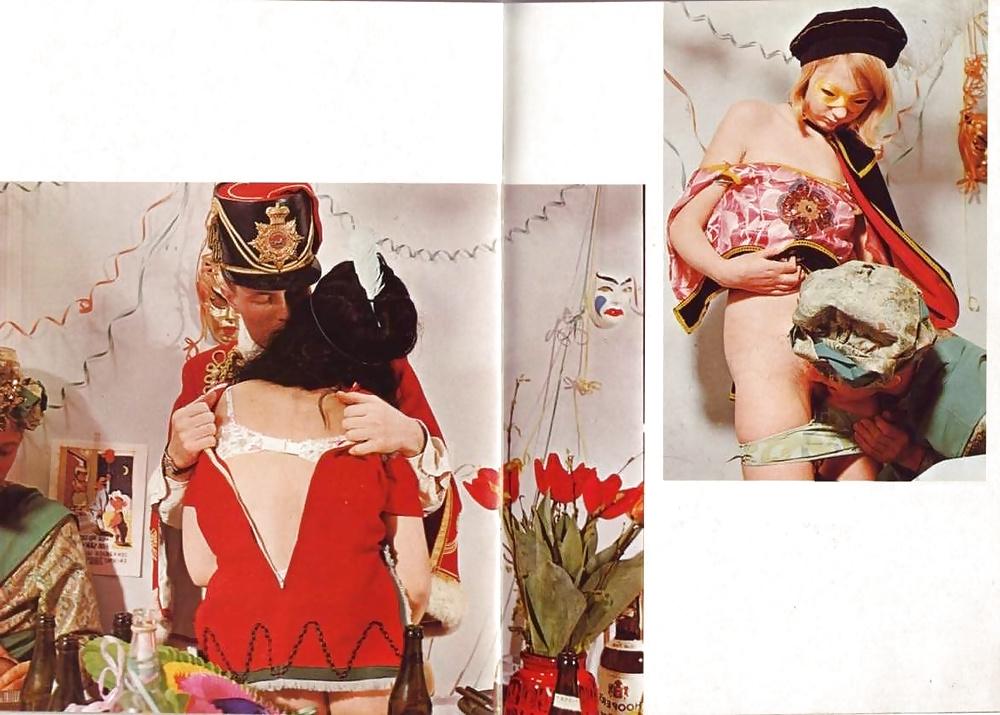 14P Color Orgasm #1 (Vintage Mag)