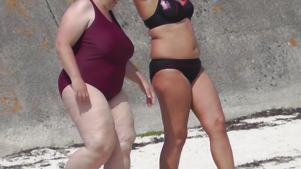 6P Bbw swimsuit hard nipples