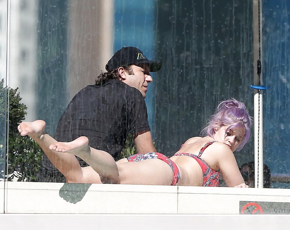 12P Kelly Osbourne's Feet
