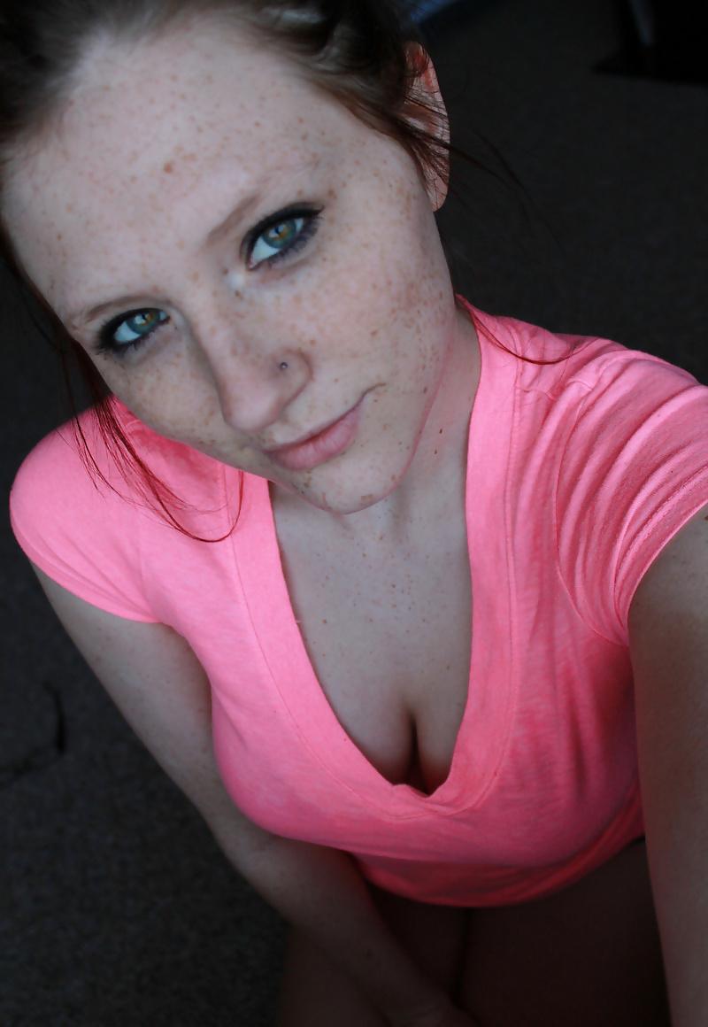 25P Hot cleavage 3
