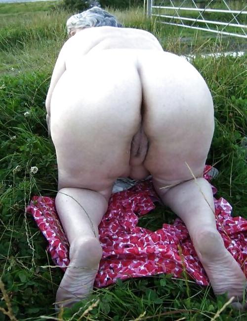 21P AMATEUR MATURES GRANNIES BBW BIG BOOBS BIG ASS 47