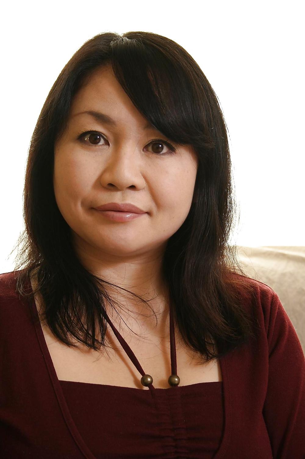 25P Asian woman 12