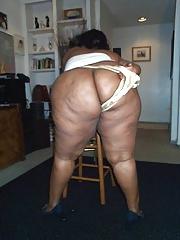 12P Schwarze BBW und reife Frau