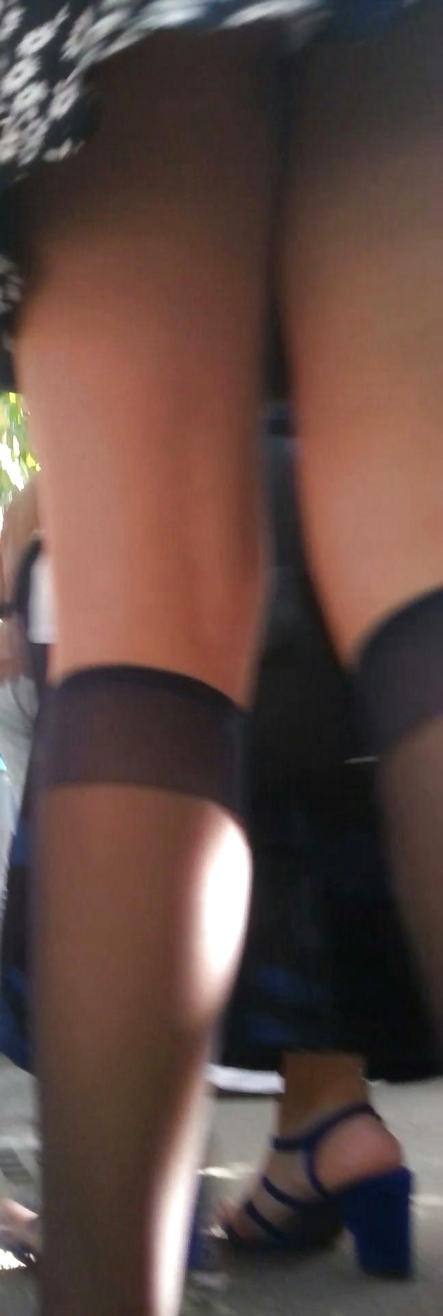 6P Spy sexy teens skirt and feet romanian