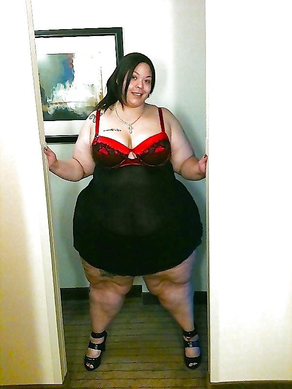 15P Ebony-Latina-Asian BBWs: League Of Extraordinary Women #64