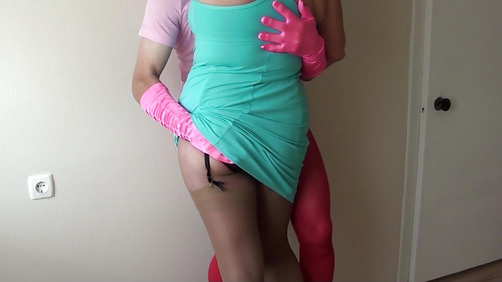25P Red Pantyhose