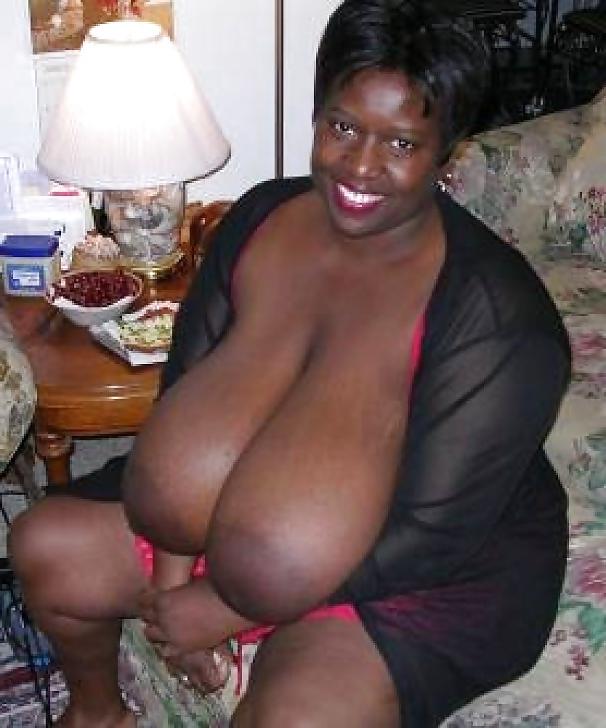 25P ALL KINDS OF BLACK MATURES PT.110