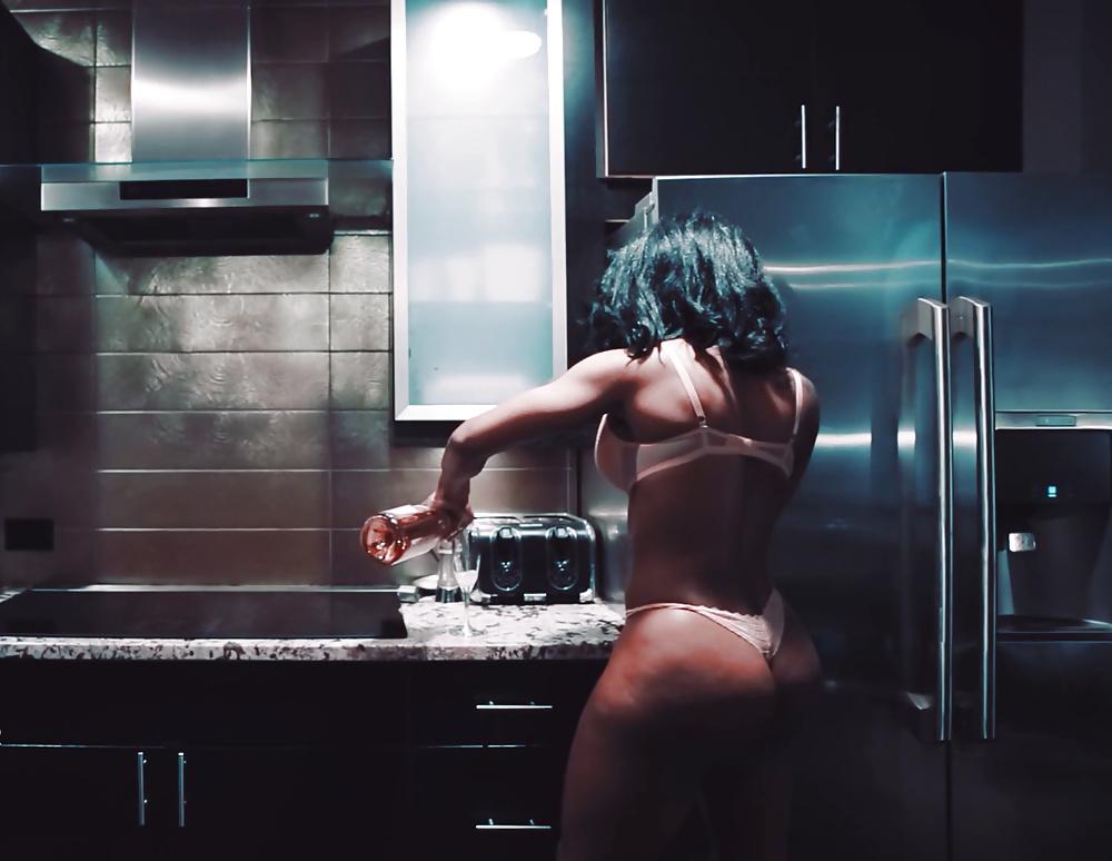 7P ES IST NUR WENIG ÜBER ASS IN THE KITCHEN VOL.16